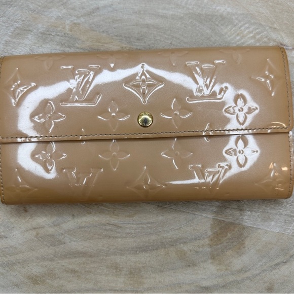 Authentic Louis Vuitton Wallet - Picture 1 of 6